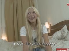 In Nahaufnahme die blonde Schlampe vernascht